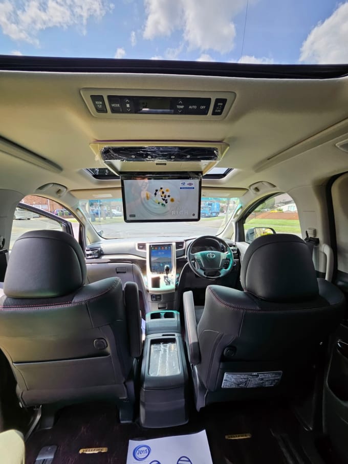 2025 Toyota Vellfire