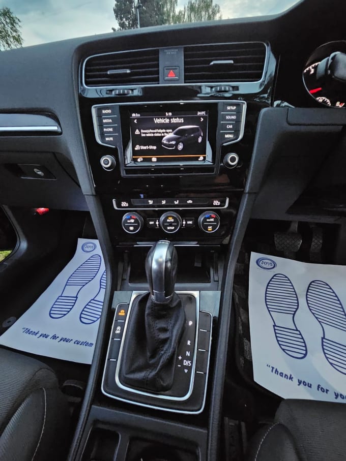 2025 Volkswagen Golf