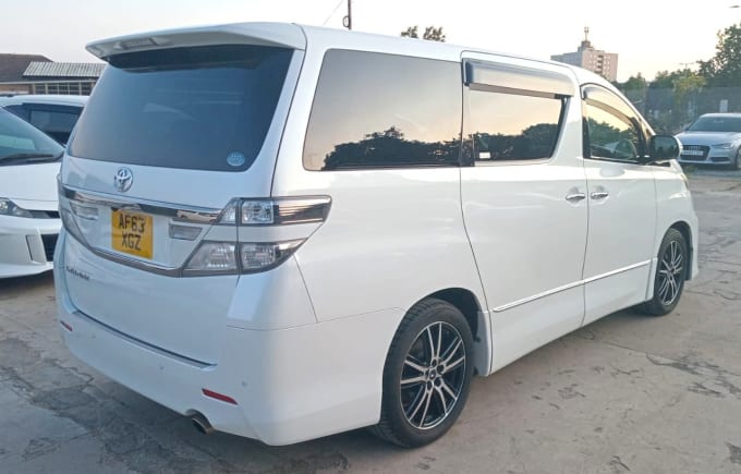 2025 Toyota Vellfire