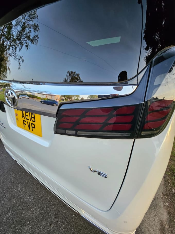 2025 Toyota Alphard