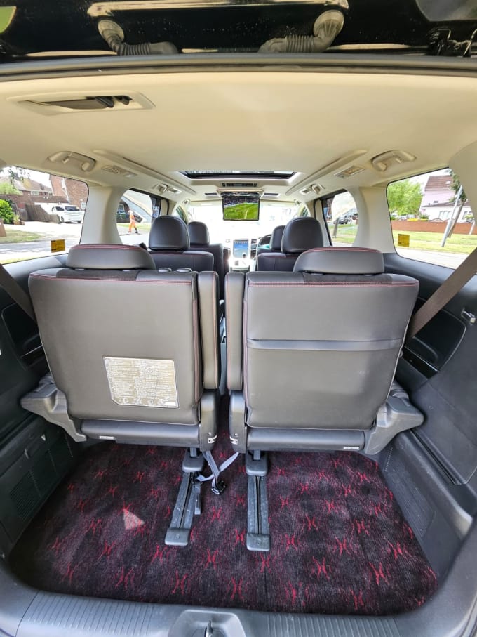 2025 Toyota Vellfire