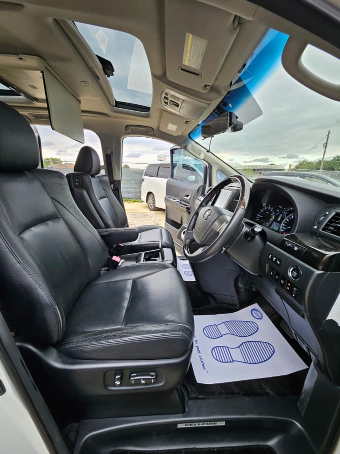 2025 Toyota Vellfire