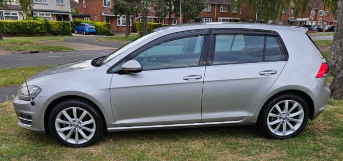 2025 Volkswagen Golf