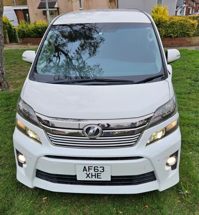 2014 Toyota Vellfire