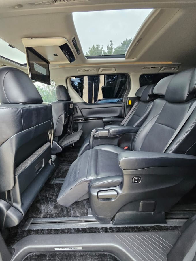 2025 Toyota Vellfire