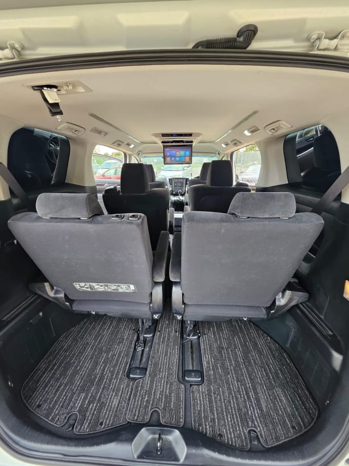 2025 Toyota Vellfire
