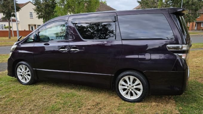 2025 Toyota Vellfire