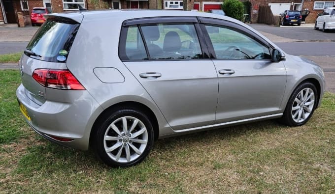 2025 Volkswagen Golf
