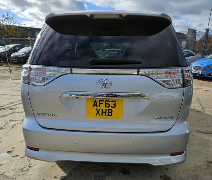2014 Toyota Estima