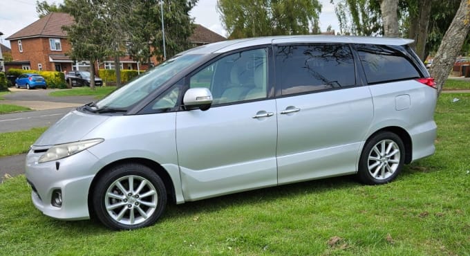 2025 Toyota Estima