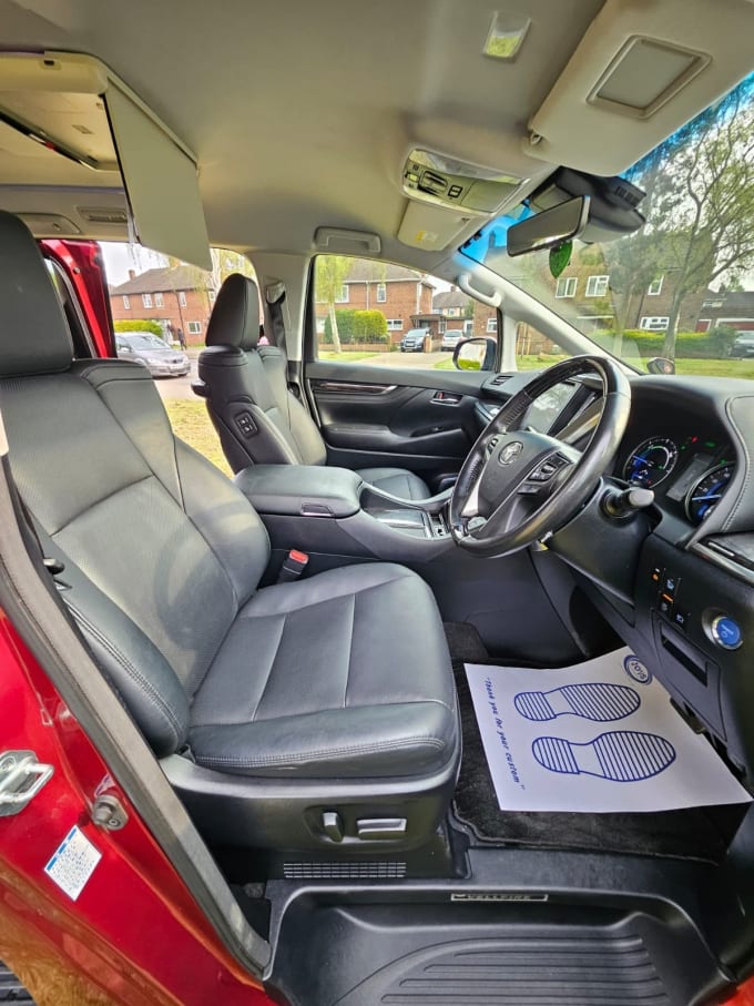 2025 Toyota Vellfire