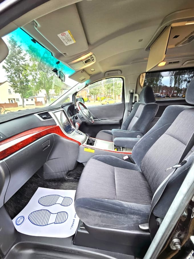 2025 Toyota Vellfire