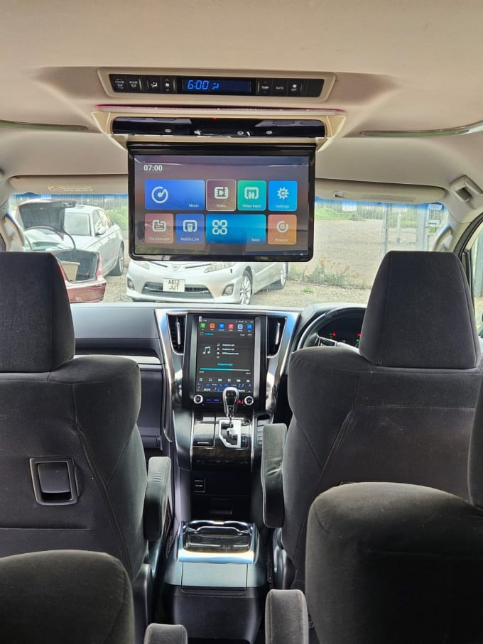 2025 Toyota Vellfire