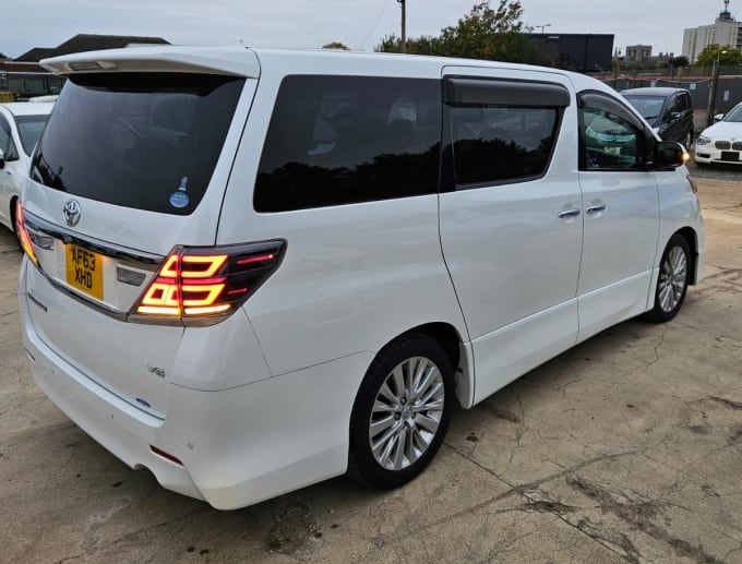 2013 Toyota Vellfire