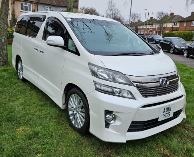 2025 Toyota Vellfire