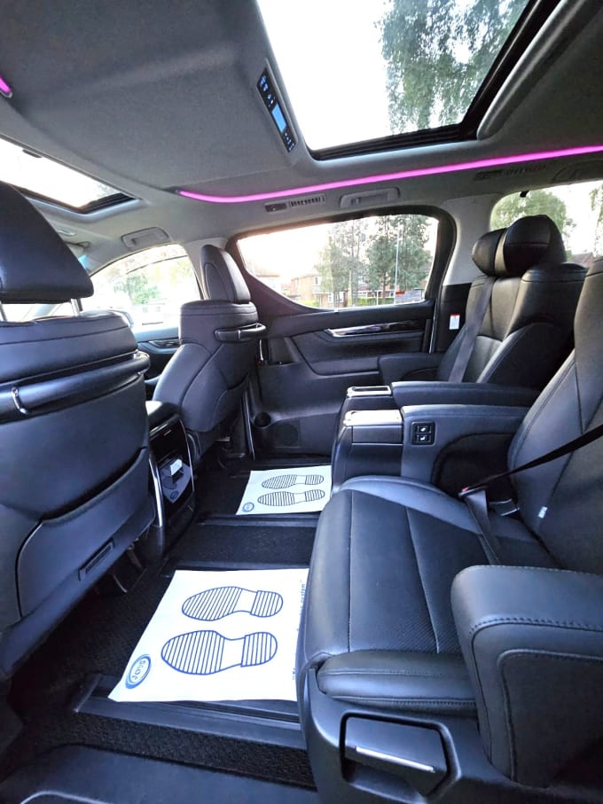 2025 Toyota Vellfire