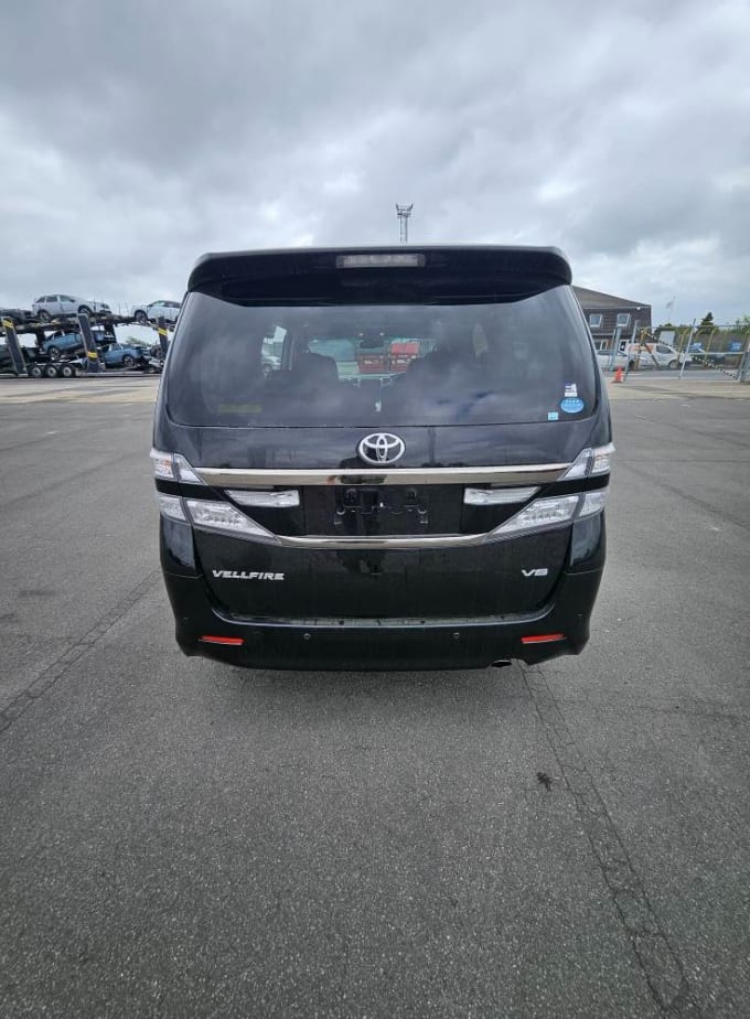 2025 Toyota Vellfire