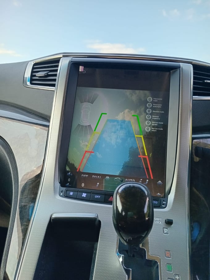 2025 Toyota Vellfire