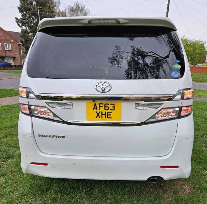 2014 Toyota Vellfire