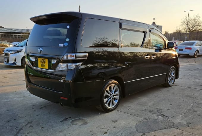 2025 Toyota Vellfire
