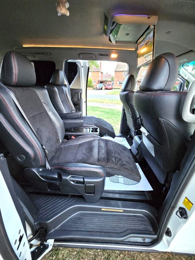 2025 Toyota Vellfire