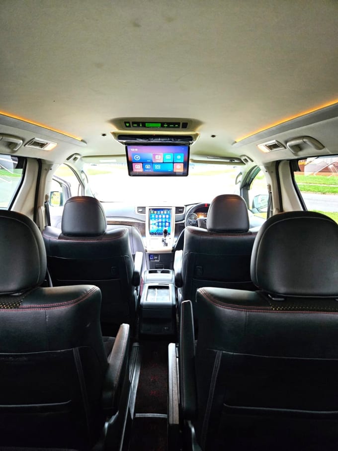 2014 Toyota Vellfire