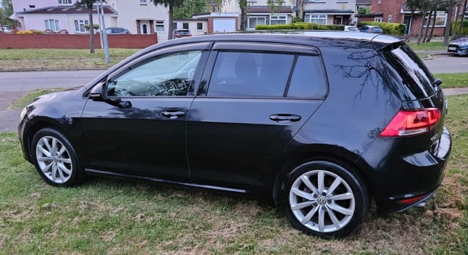 2025 Volkswagen Golf