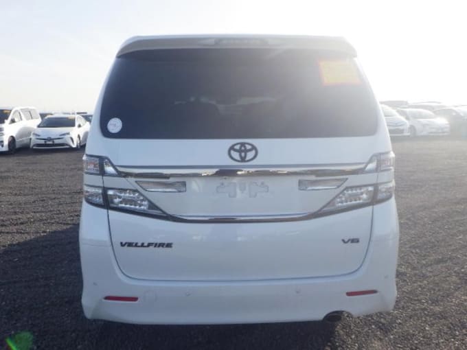 2025 Toyota Vellfire