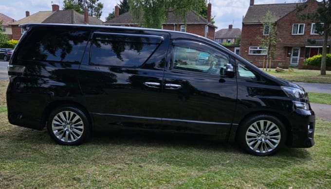 2025 Toyota Vellfire