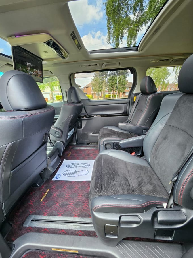 2025 Toyota Vellfire