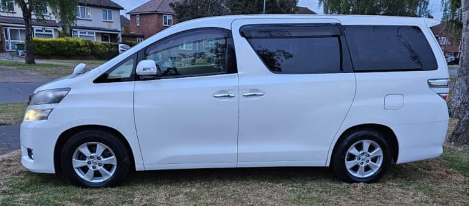 2025 Toyota Vellfire