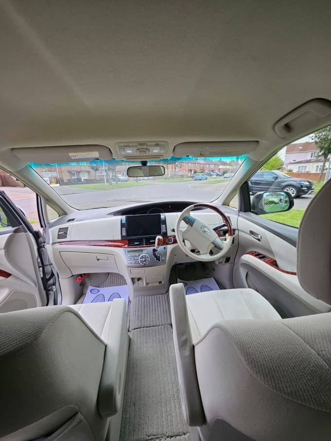 2025 Toyota Estima