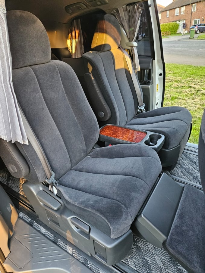 2025 Toyota Estima