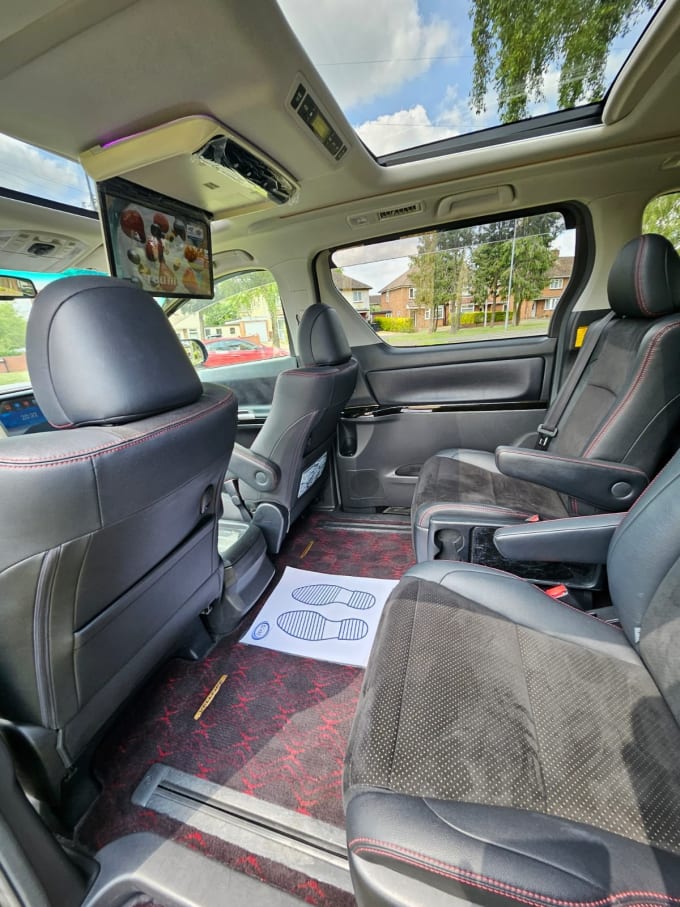 2025 Toyota Vellfire