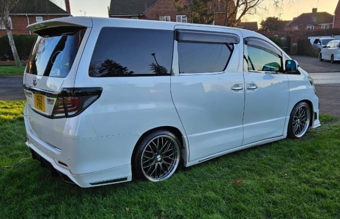 2023 Toyota Vellfire