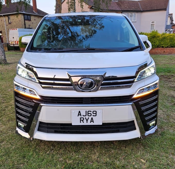 2025 Toyota Vellfire