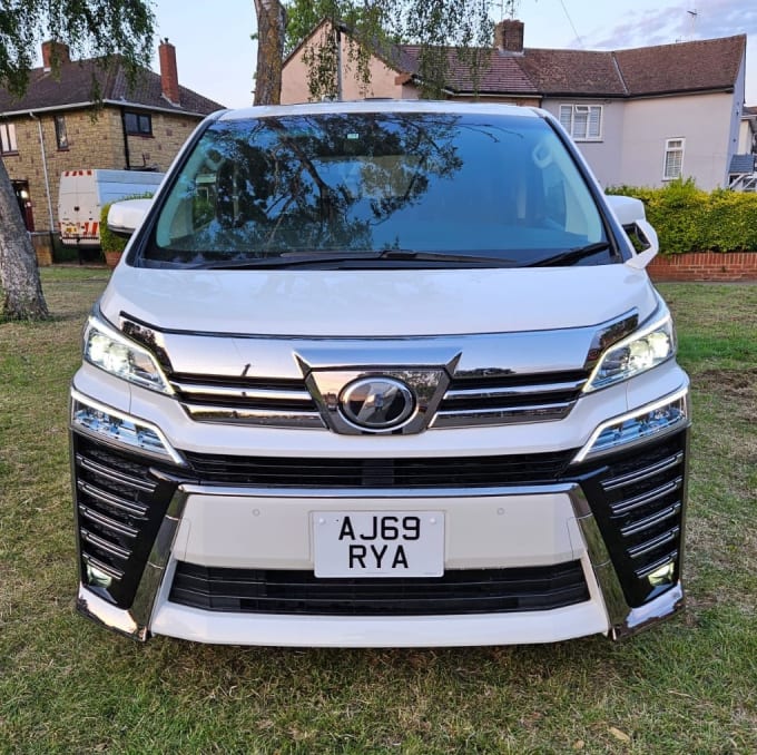 2025 Toyota Vellfire