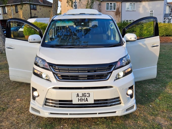 2025 Toyota Vellfire