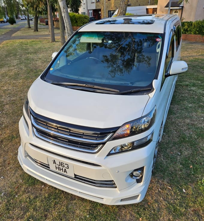 2025 Toyota Vellfire
