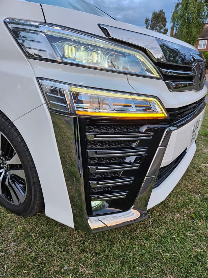 2025 Toyota Vellfire