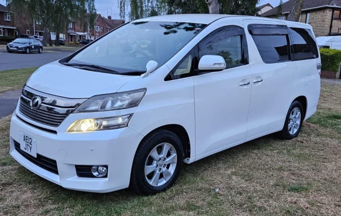 2025 Toyota Vellfire