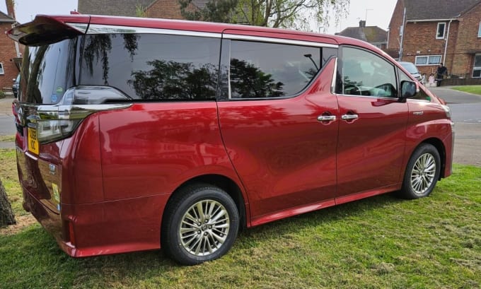 2025 Toyota Vellfire