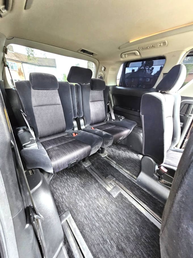 2025 Toyota Vellfire