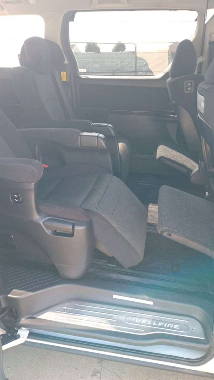 2025 Toyota Vellfire