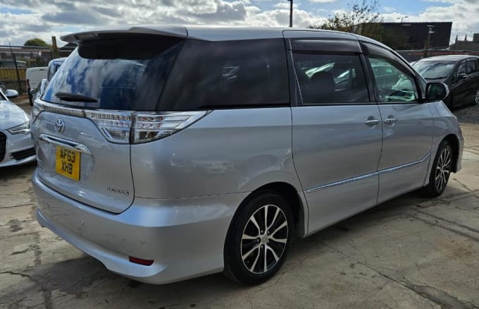 2014 Toyota Estima