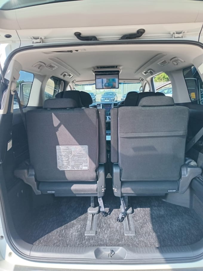 2025 Toyota Vellfire
