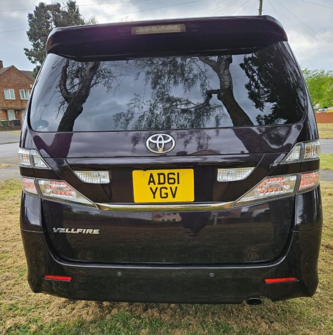 2025 Toyota Vellfire
