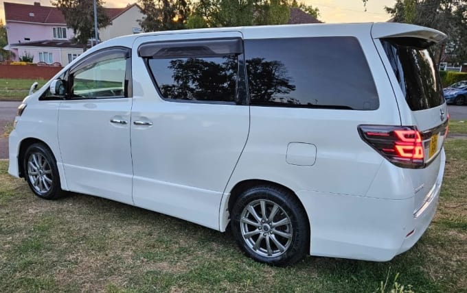 2025 Toyota Vellfire