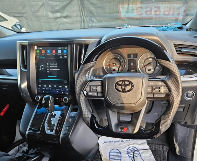 2025 Toyota Vellfire