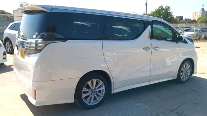 2025 Toyota Vellfire